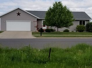 407 Nicholas St, Tomah, WI 54660