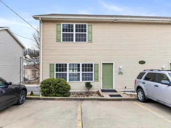 865 Tremont St, Morgantown, WV 26505