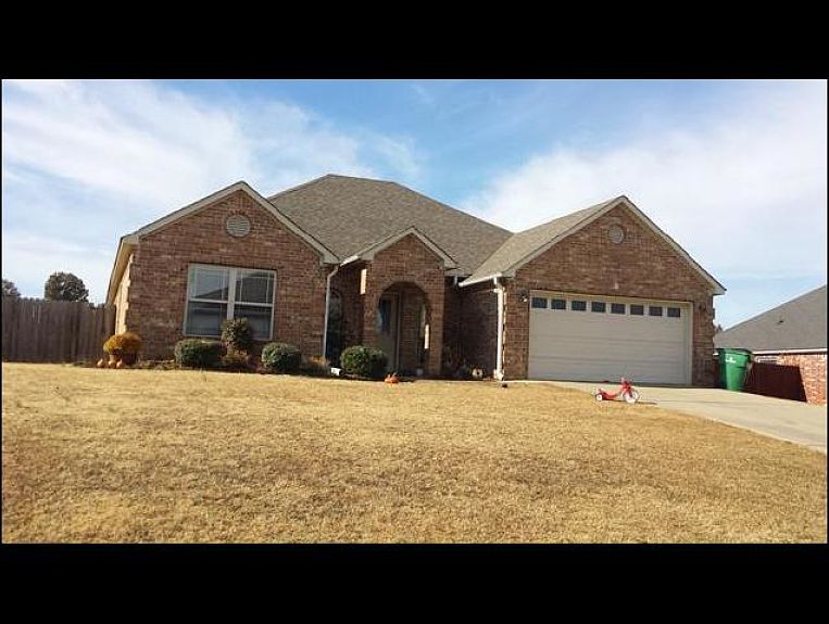 1st image of 9 Daytona Dr