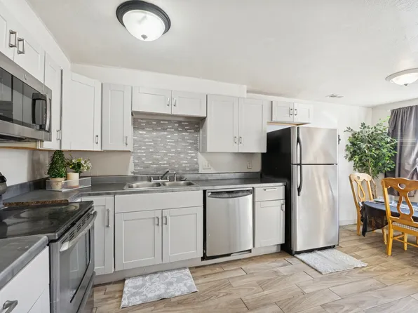 768 N Redwood Rd APT 19, Salt Lake City, UT 84116