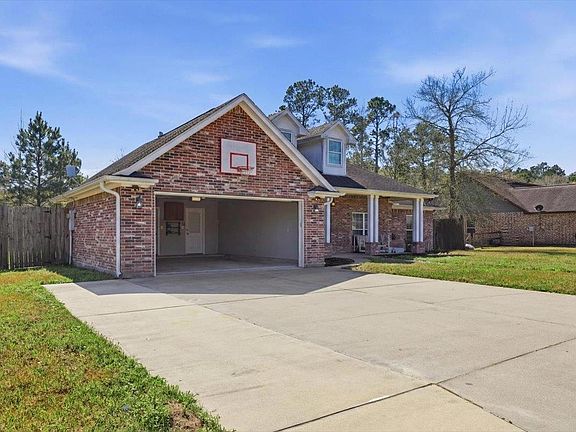 2nd image of 1045 Cedar Rdg