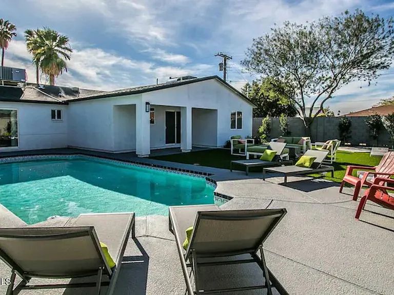 7810 E Willetta St — Photo 28