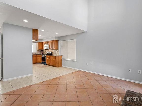 2nd image of 65 Allison Rd