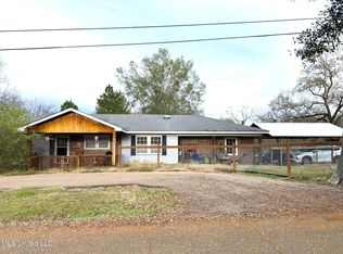 121 Hensley Rd, Natchez, MS 39120
