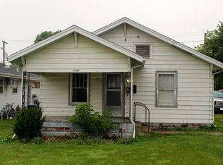 2008A 12th St, Charleston, IL 61920