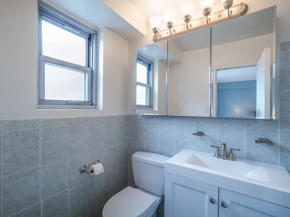 85-15 Main Street image 21 of 26