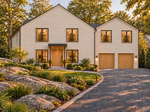 61 Beechtree Drive, Larchmont, NY 10538