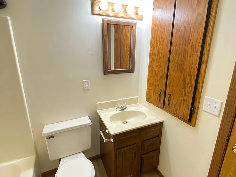 1785 Alexandra Ct — Photo 17