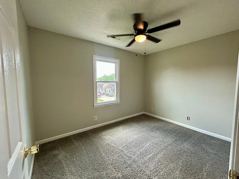 1225 Cobblestone Ln — Photo 34