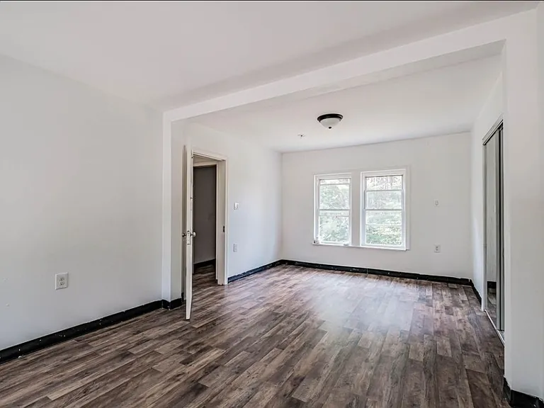178 Main St — Photo 9