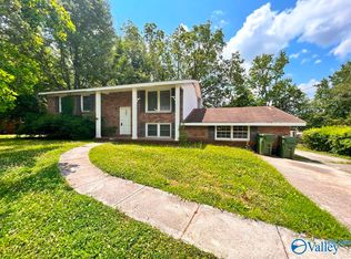 3803 Grizzard Rd NW, Huntsville, AL 35810