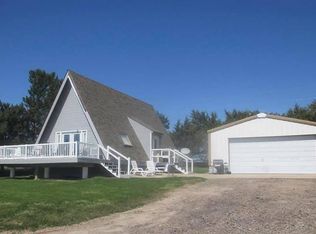 21 Alta Vis, Lewellen, NE 69147