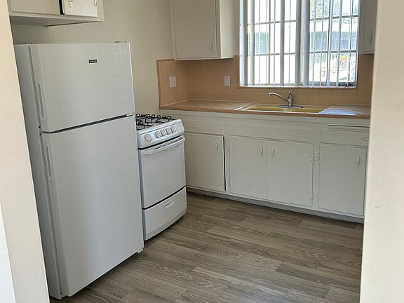 2nd image of 4145 44th St APT 7