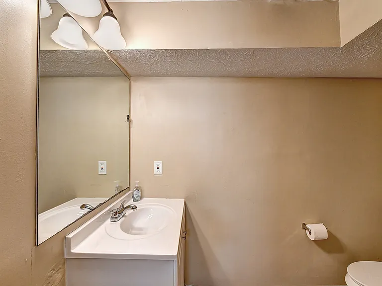 1170 Atlantic Dr NW — Photo 62