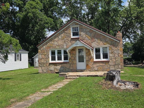 405 E Main St