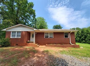 639 Whiteside Rd, Rutherfordton, NC 28139