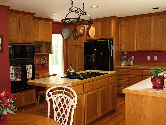Open Island Kitchen