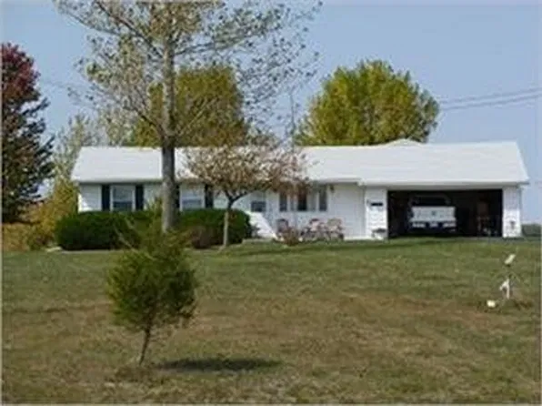 28571 El Paso Ave, Redfield, IA 50233