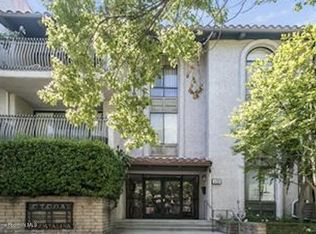 439 S Catalina Ave APT 105, Pasadena, CA 91106