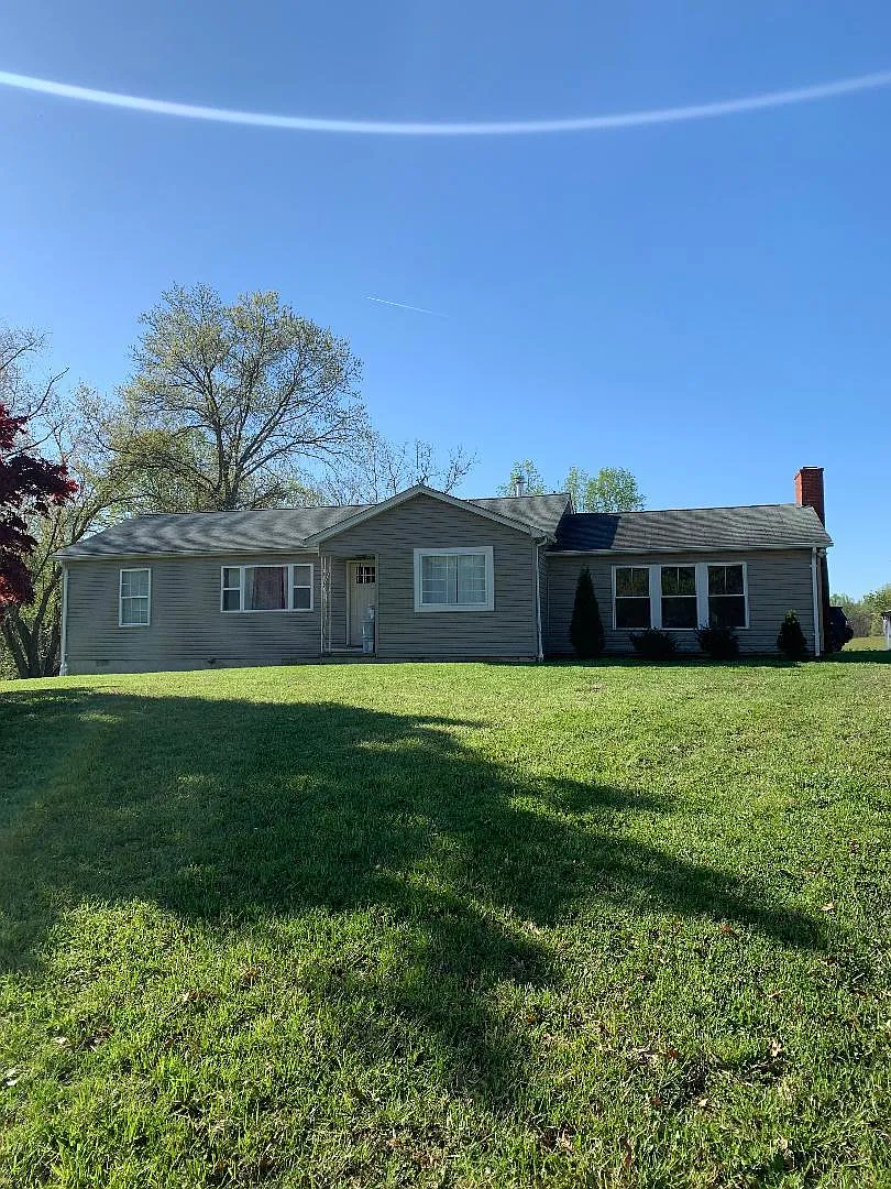 17701 Magruders Ferry Rd photo 1