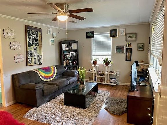 3rd image of 70275 G St