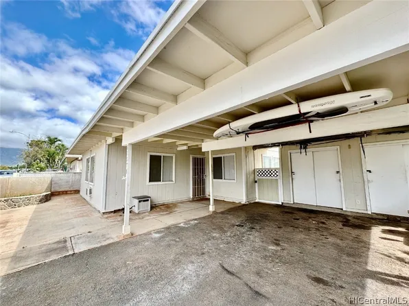 87-678 Manuaihue St, Waianae, HI 96792