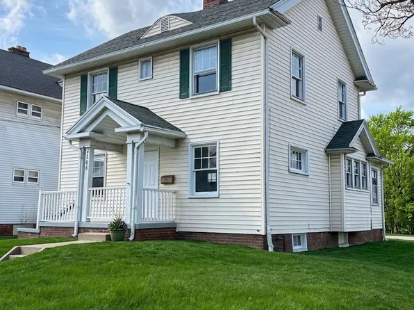2144 Airport Hwy, Toledo, OH 43609