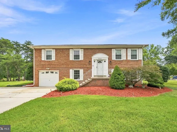 8926 Santeetlah Rd, Clinton, MD 20735