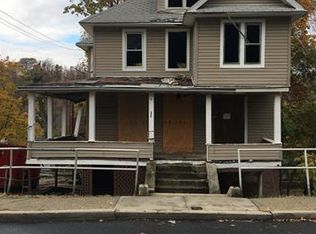 1604 Lincoln Ter, Peekskill, NY 10566
