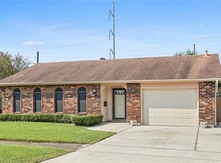 2140 S Glencove Ln, Terrytown, LA 70056