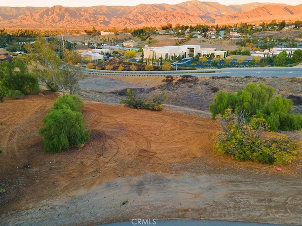 225 N Sunset Dr E #1, Redlands, CA 92373