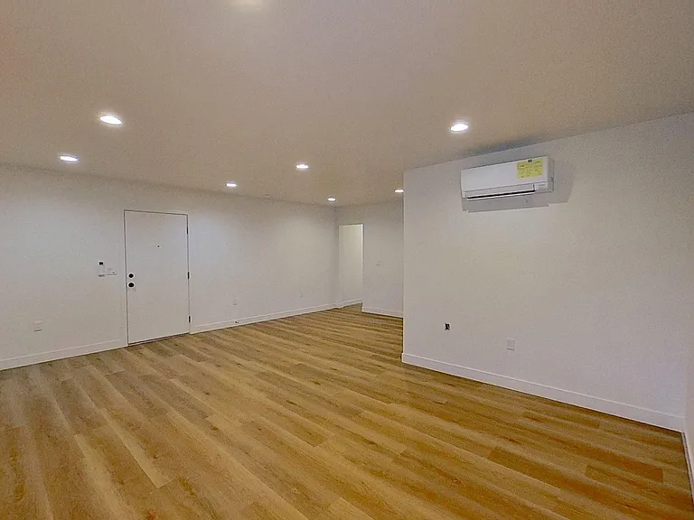 829 N Garfield St — Photo 132
