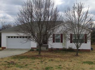 196 Elbert St, Chatsworth, GA 30705