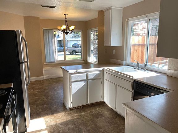 5th image of 8012 Healy Ct