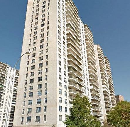 3rd image of 501 Surf Ave #6YB