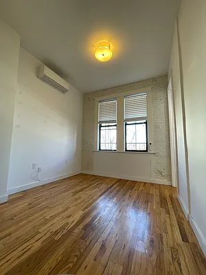 Rented by Fave Realty Inc | media 18