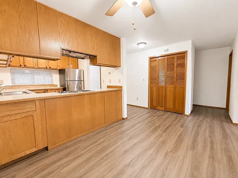 7214 6th Ave #5 — Photo 2