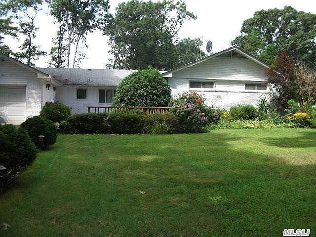 1st image of 20 Vine Ln