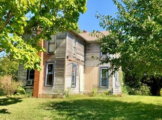 12660 South Rd, Waynesville, IL 61778