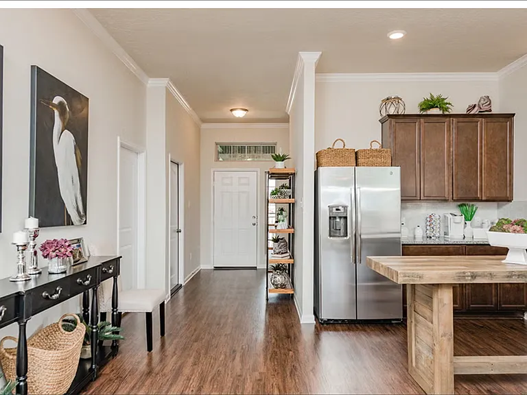 6304 Eldora Dr — Photo 3