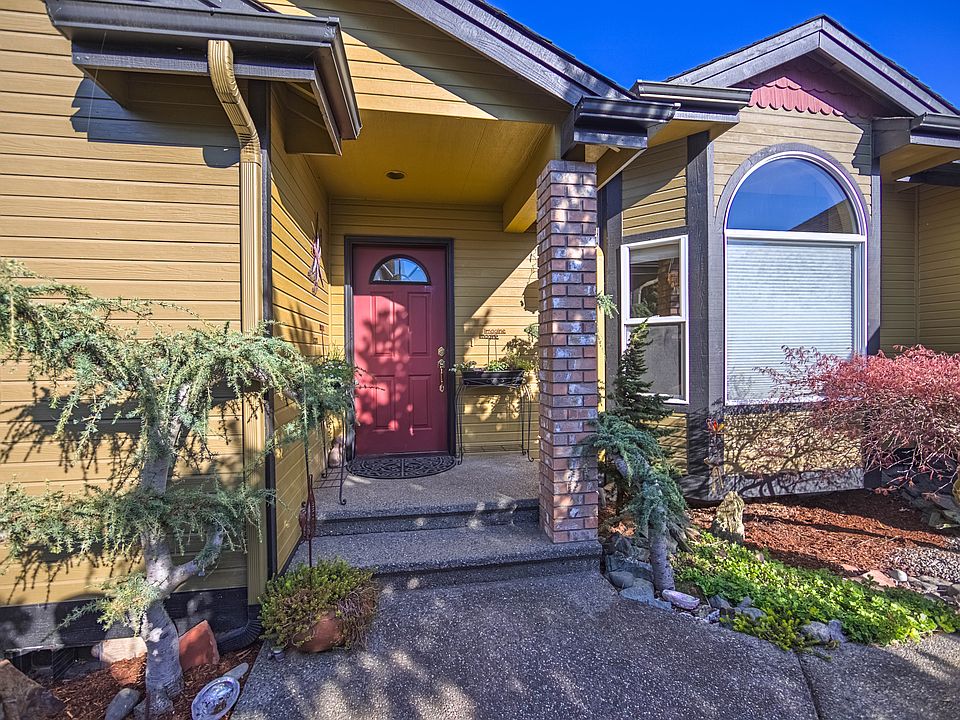 Private entryway