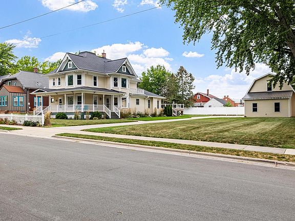 3rd image of 40 W Van Altena AVENUE