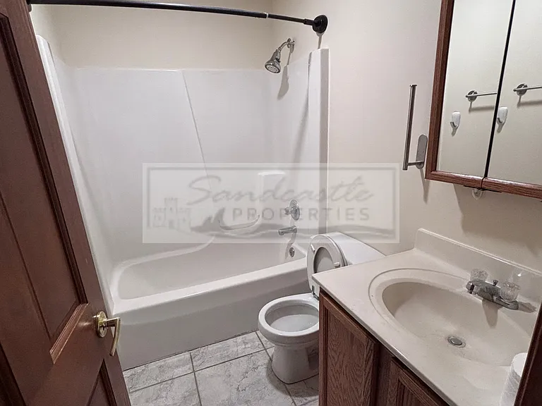 2172 Freedom St #2172 — Photo 9