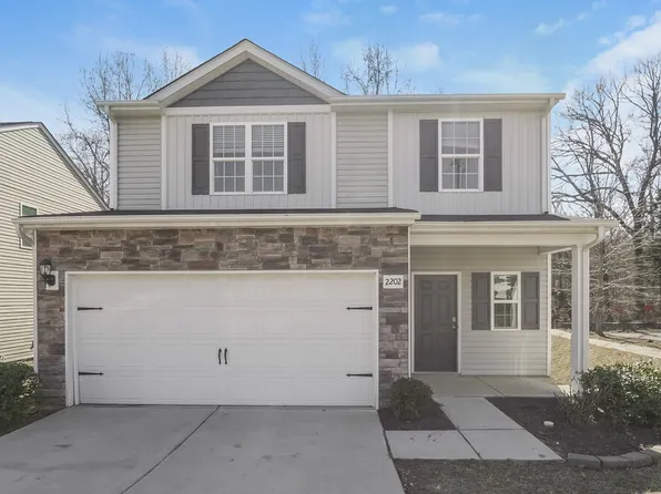 2202 Turtle Point Rd, Charlotte, NC 28262