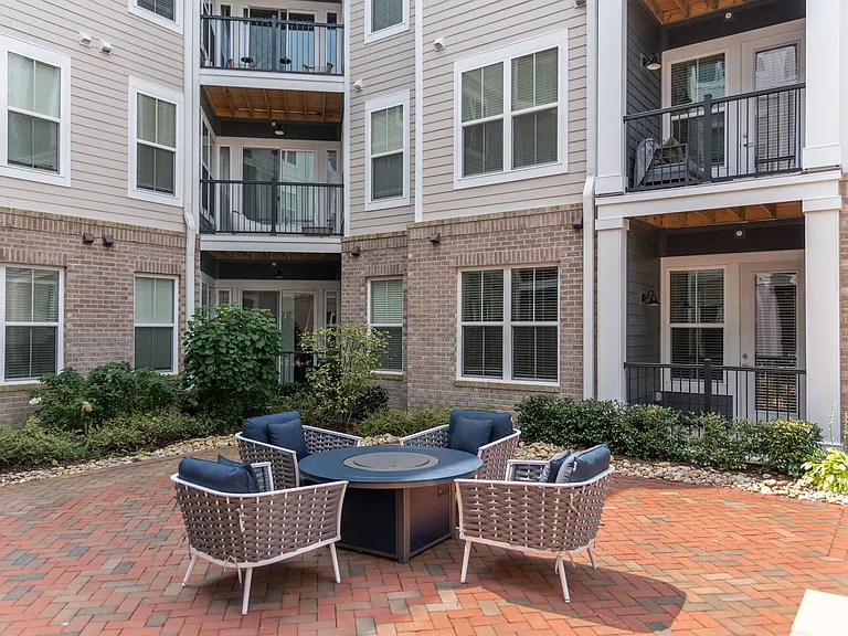 The Pearl at Marina Shores — Photo 49