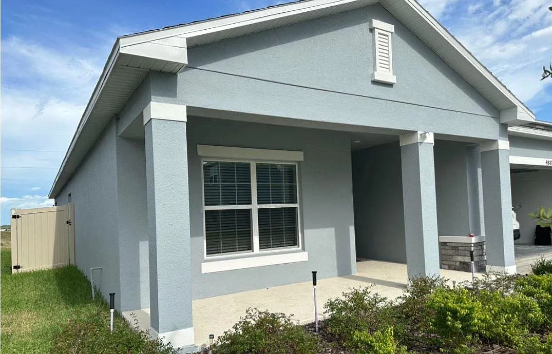 4 bed, 2106 sqft, $2,400 — Photo 1