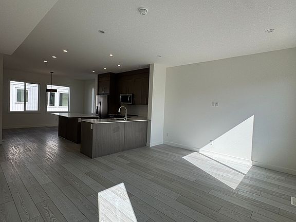 4th image of 1862 Cornerstone Blvd NE #117