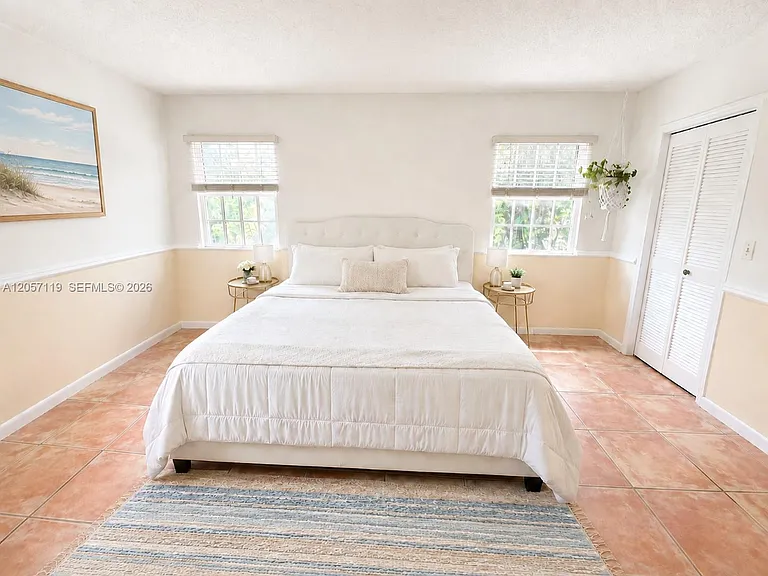 11921 SW 117th Ct — Photo 5