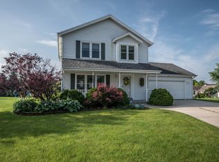 116 Plank Ct, Mukwonago, WI 53149