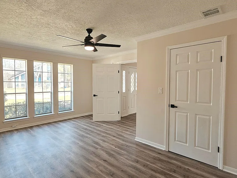 16627 Aldenham Pl — Photo 11